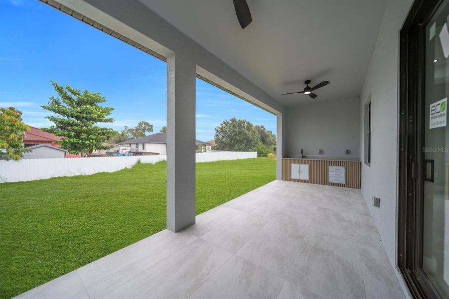 Exterior details and patio area of a home in , Lehigh Acres (Image 4).