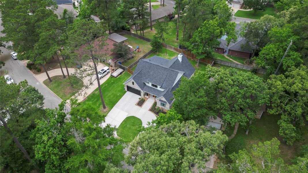 Image 46 of a home in Elkins Lake.