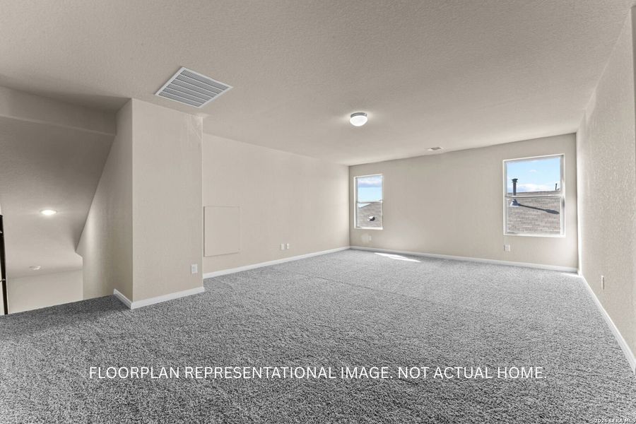 Spacious, unfurnished interior of a new home in Agave, San Antonio (Image 13).