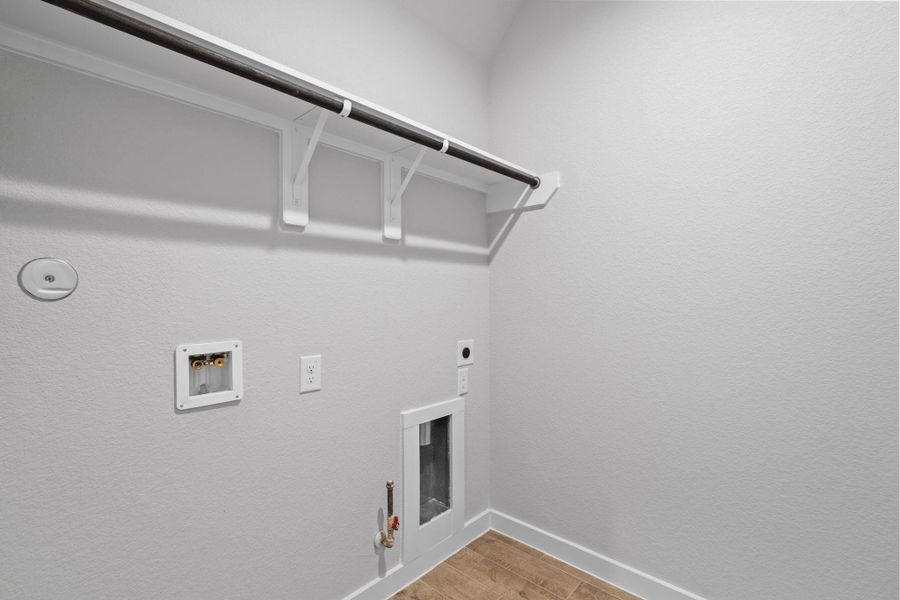 Spacious, unfurnished interior of a new home in Beacon Hill, Waller (Image 19). Spacious, unfurnished interior of a new home in Beacon Hill, Waller (Image 19).