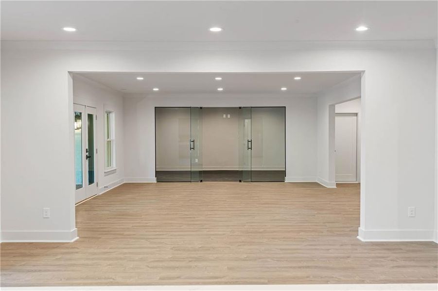 Spacious, unfurnished interior of a new home in , Marietta (Image 20).