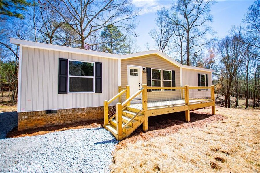 Exterior details and patio area of a home in , Waco (Image 33).