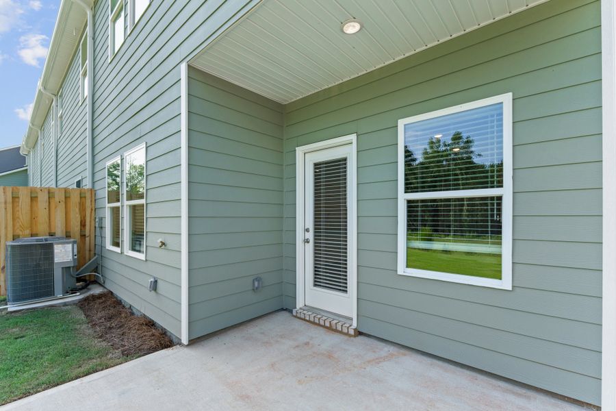 4br New Home in Palmetto, GA.  - Slide 25