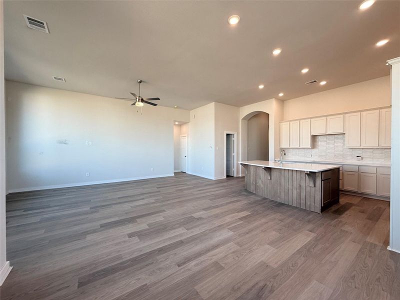 Spacious living space with 11' ceilings