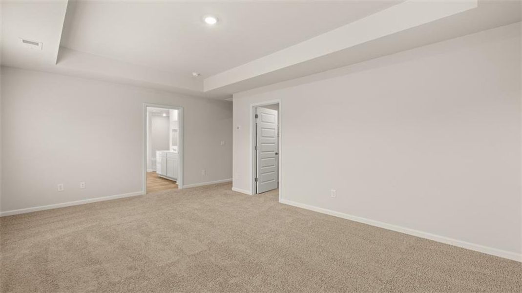 Spacious, unfurnished interior of a new home in Jackson Landing, Jefferson (Image 26).