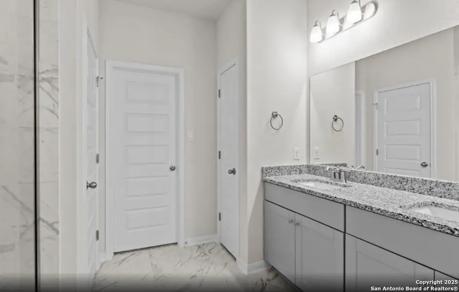 Furnished interior view inside a new home in Veranda: Classic, San Antonio (Image 7). Furnished interior view inside a new home in Veranda: Classic, San Antonio (Image 7).