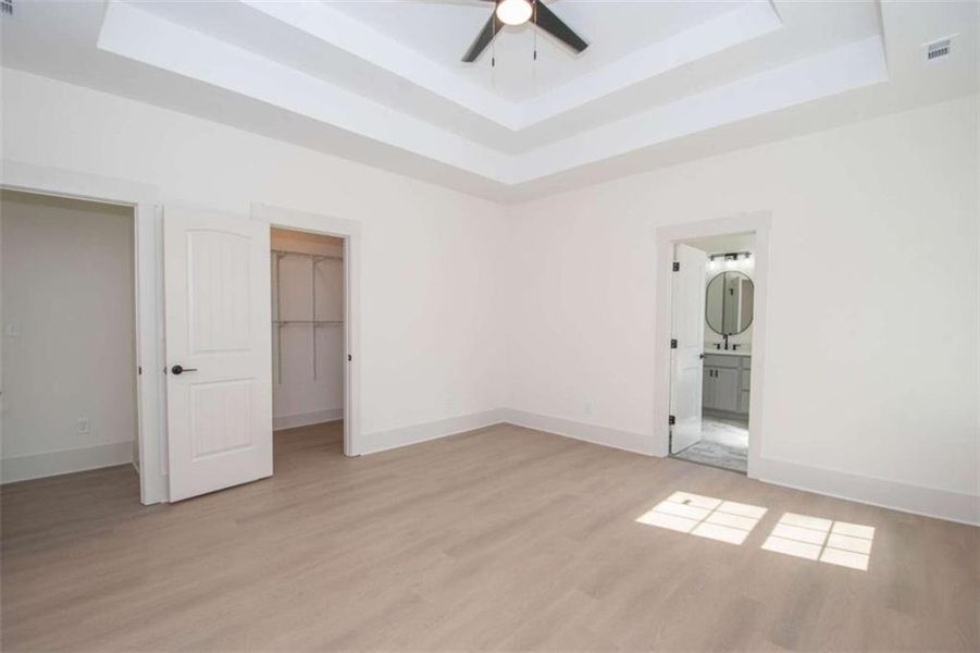 Spacious, unfurnished interior of a new home in , Jonesboro (Image 41).