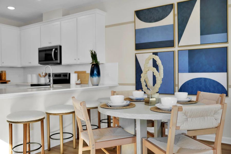 Maple Dining Area