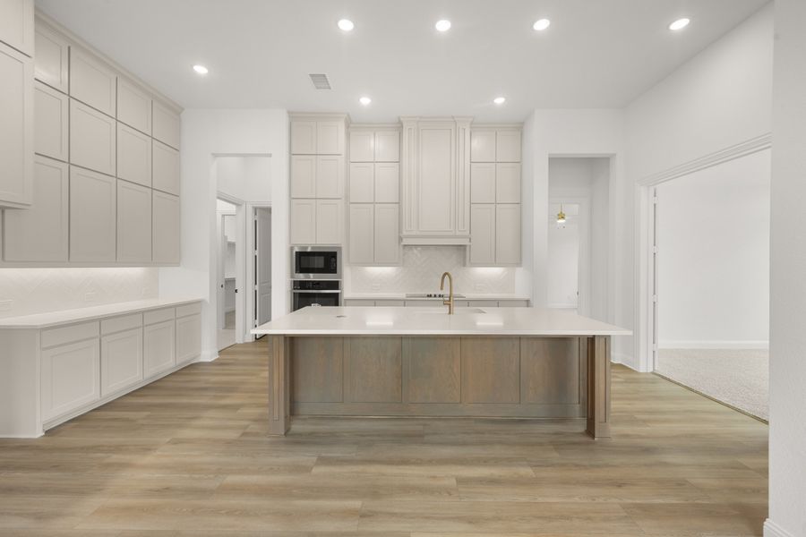 Furnished interior view inside a new home in Ridgepoint, Midlothian (Image 5).