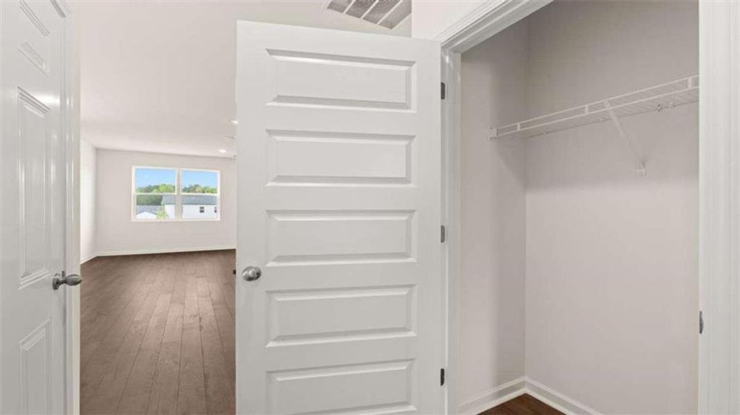 Spacious, unfurnished interior of a new home in Champion's Run, Lithonia (Image 21).