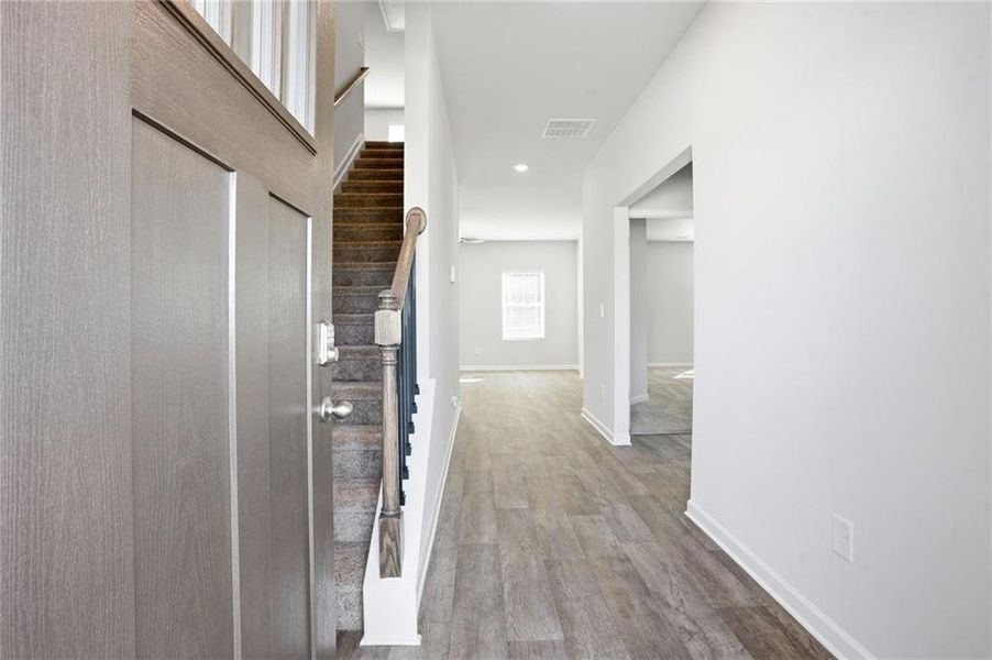 Spacious, unfurnished interior of a new home in Conner Springs, Social Circle (Image 9).