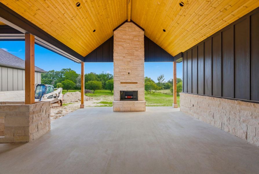 Exterior details and patio area of a home in , Bryan (Image 15).