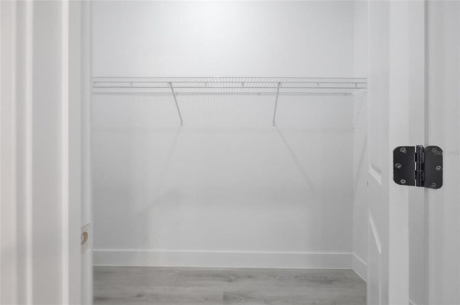 Spacious, unfurnished interior of a new home in , Ocala (Image 27).