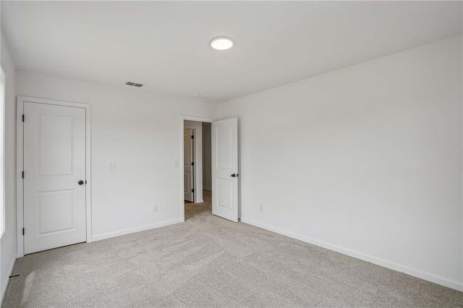 Spacious, unfurnished interior of a new home in Langston Reserve, Cartersville (Image 30).