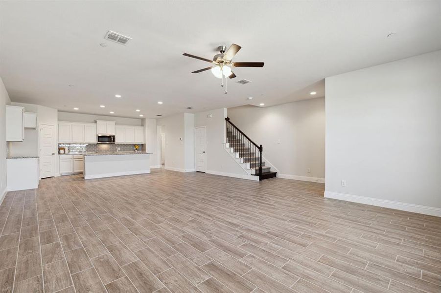 Spacious, unfurnished interior of a new home in , Watauga (Image 19).