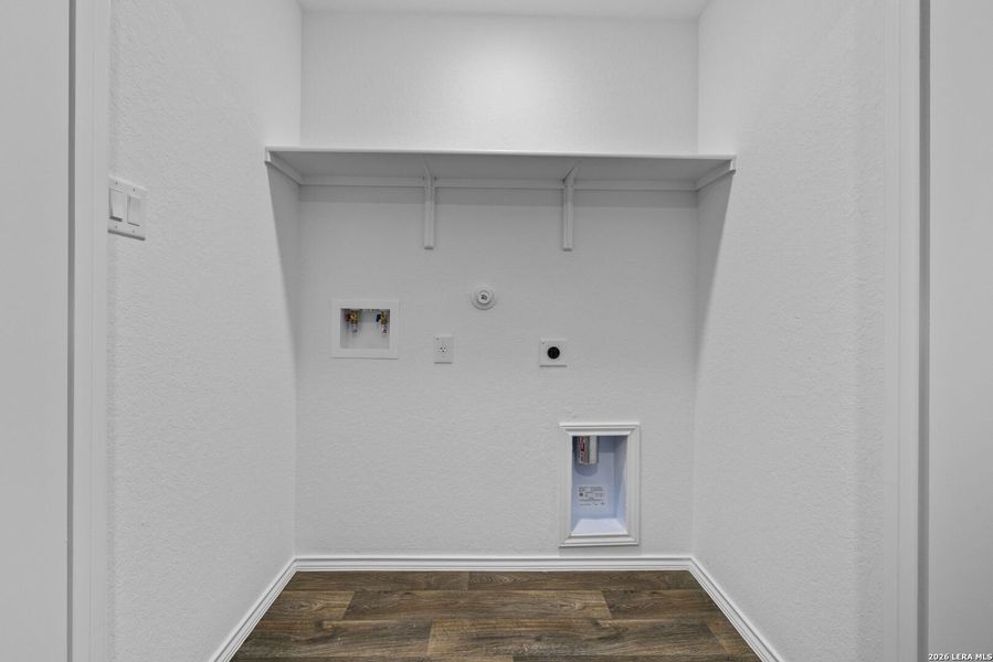 Spacious, unfurnished interior of a new home in Riverstone at Westpointe, San Antonio (Image 14).