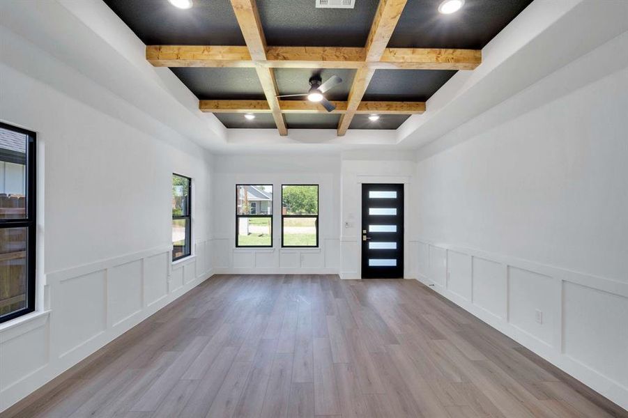 Spacious, unfurnished interior of a new home in , Hillsboro (Image 25).