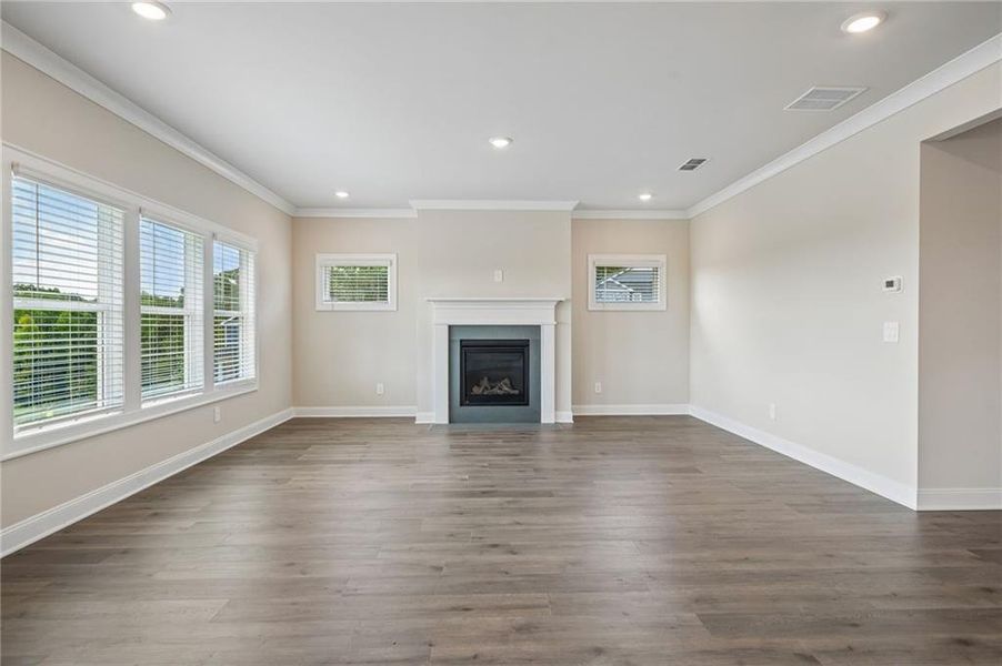Spacious, unfurnished interior of a new home in River Pointe, Monroe (Image 44).