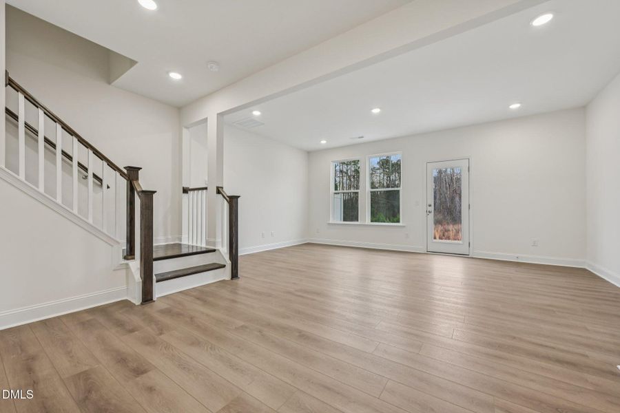 9-web-or-mls-Kensley Grv Ln-S0602-009