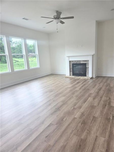 Spacious, unfurnished interior of a new home in , Powder Springs (Image 6). Spacious, unfurnished interior of a new home in , Powder Springs (Image 6).