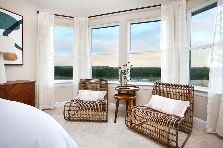 Representative furnished interior of a home built from the Harvest Ridge 1450 by Brohn Homes in Harvest Ridge, Elgin (Image 10).