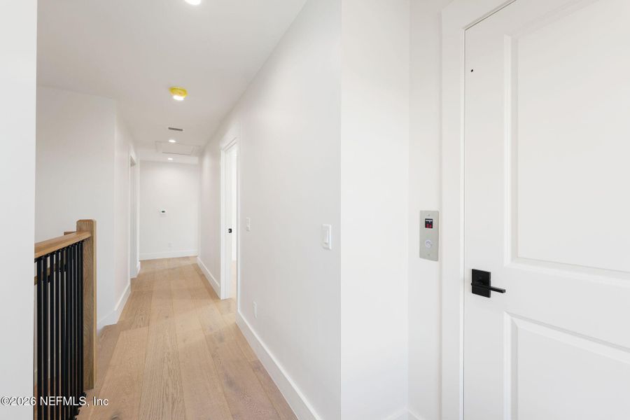 Spacious, unfurnished interior of a new home in , Jacksonville Beach (Image 42).