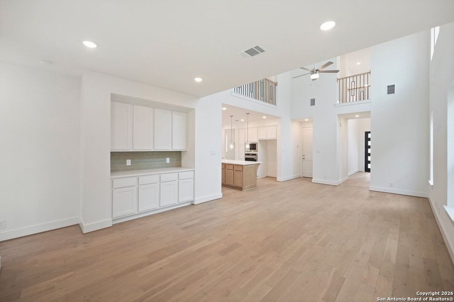 Spacious, unfurnished interior of a new home in Davis Ranch: 45ft. lots, San Antonio (Image 15).