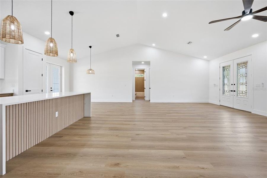 Spacious, unfurnished interior of a new home in , Dunnellon (Image 35).