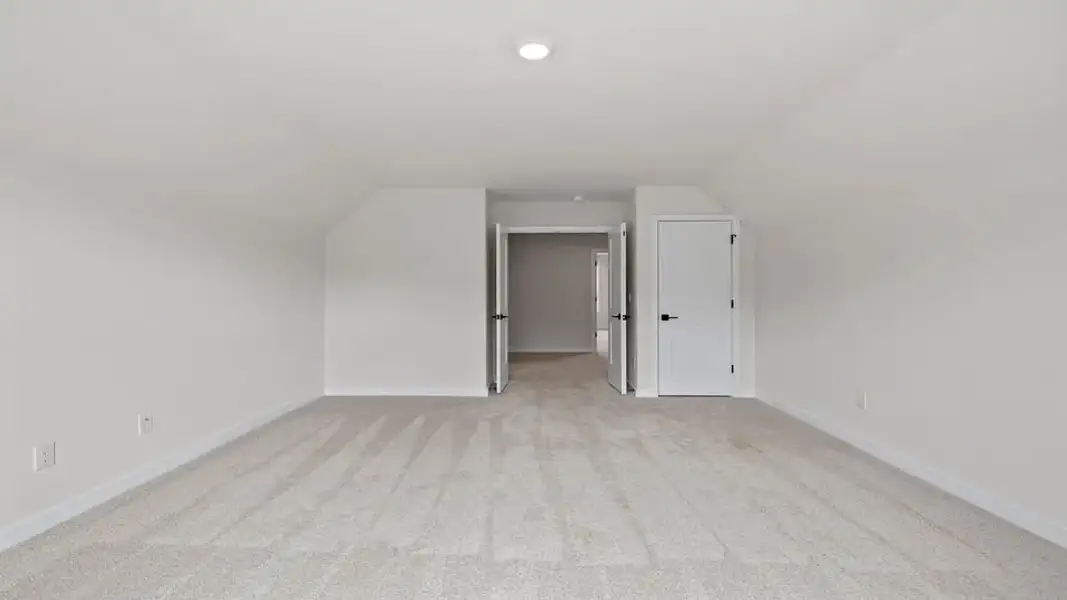 Representative unfurnished interior of a home built from the Fleetwood by D.R. Horton in Spring Ridge Reserve, Anderson (Image 33). Representative unfurnished interior of a home built from the Fleetwood by D.R. Horton in Spring Ridge Reserve, Anderson (Image 33).