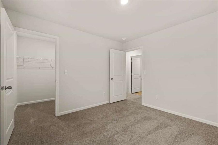 Spacious, unfurnished interior of a new home in Poplar Preserve, Newnan (Image 29).