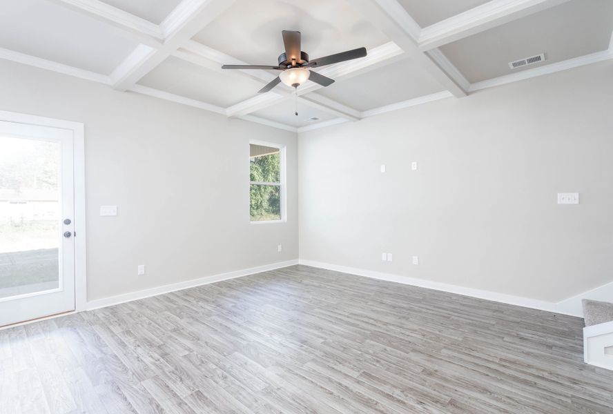 Representative unfurnished interior of a home built from the Cypress by Nason Homes in Brady Estates, Murfreesboro (Image 16).