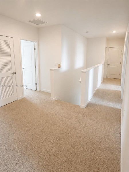Spacious, unfurnished interior of a new home in , Homestead (Image 20).
