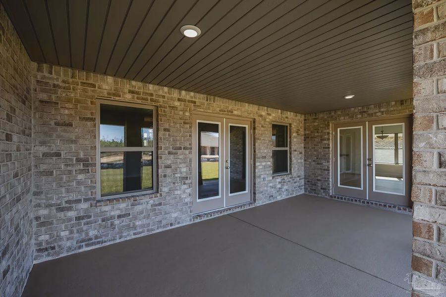 Spacious, unfurnished interior of a new home in Emmaline Gardens, Milton (Image 10).