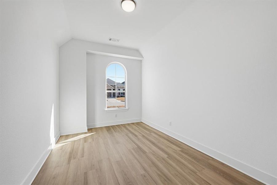 Spacious, unfurnished interior of a new home in Gateway Village - The Reserve, Denison (Image 21).