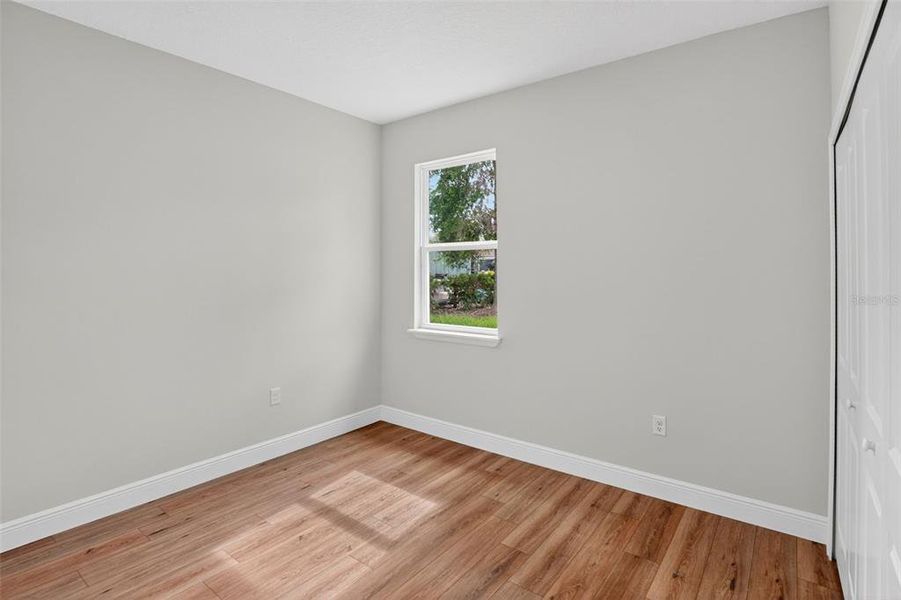 Spacious, unfurnished interior of a new home in , Citrus Springs (Image 17).