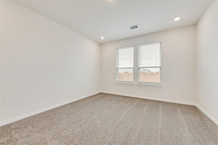 Spacious, unfurnished interior of a new home in Walden Pond, Forney (Image 17).