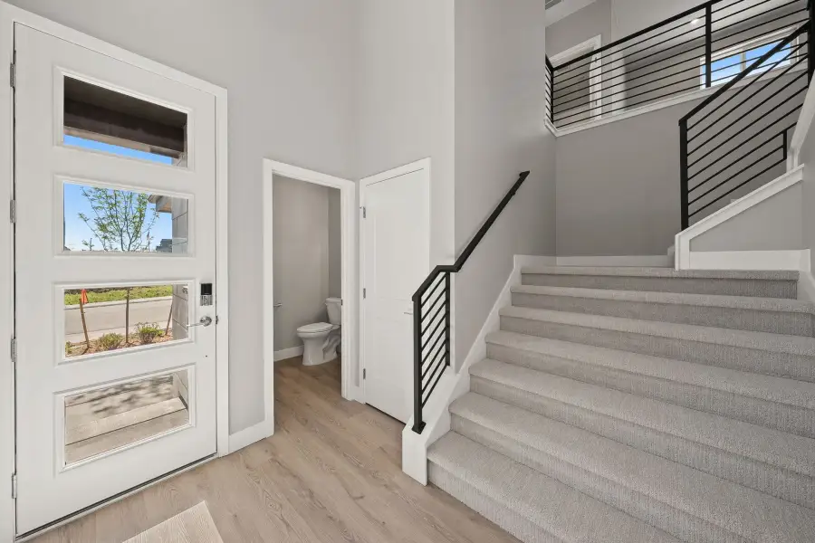 Spacious, unfurnished interior of a new home in Trumark Homes at Sterling Ranch, Littleton (Image 11).