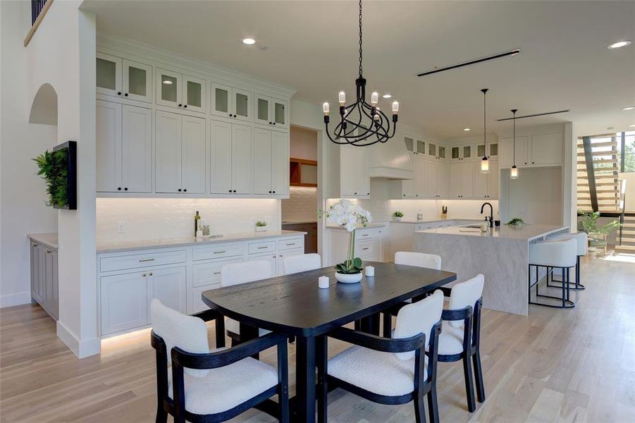 Furnished interior view inside a new home in , Dallas (Image 31). Furnished interior view inside a new home in , Dallas (Image 31).