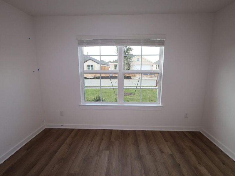 Spacious, unfurnished interior of a new home in Ambrose, La Marque (Image 20).