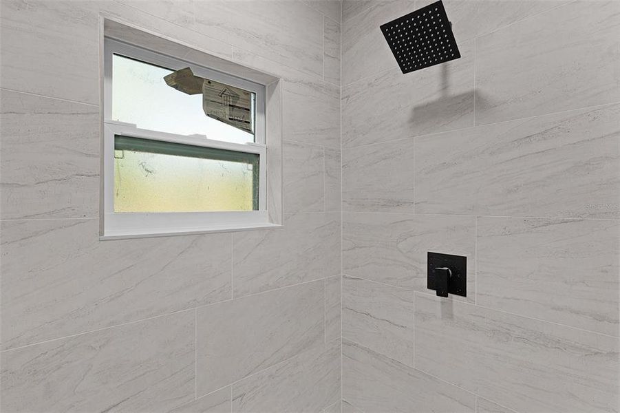 Close-up of interior finishes inside a home in , Citrus Springs (Image 15).