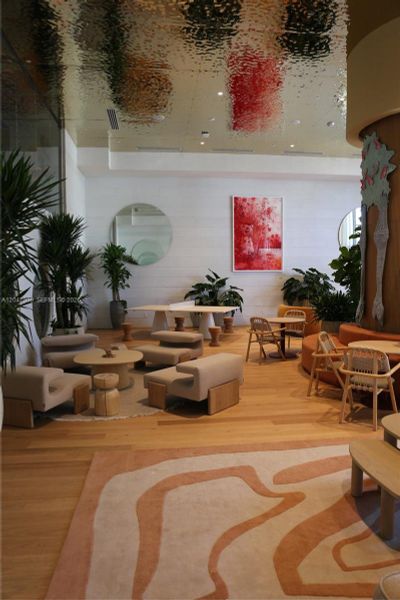 Community amenities in , Miami (Image 22).