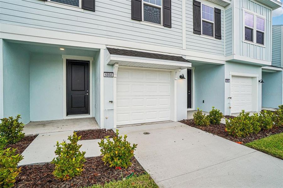Exterior details and patio area of a home in Twin Oaks, Zephyrhills (Image 24). Exterior details and patio area of a home in Twin Oaks, Zephyrhills (Image 24).