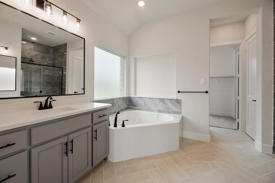 Furnished interior view inside a new home in Paloma Ranch, New Fairview (Image 7).
