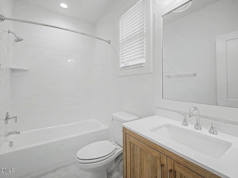 53-Bedroom 2 EnSuite 53-Bedroom 2 EnSuite