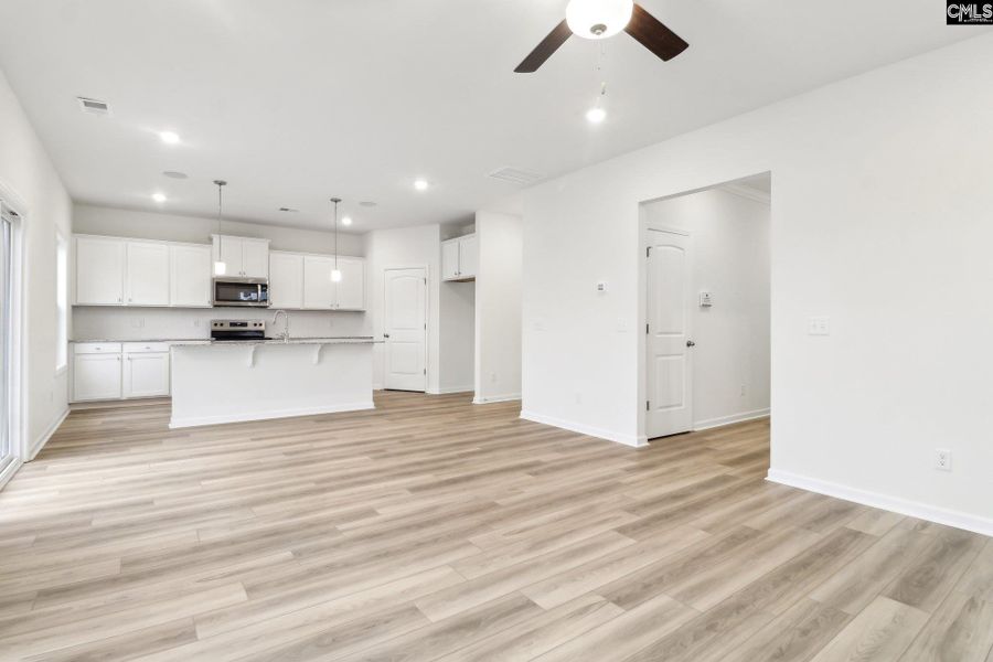Spacious, unfurnished interior of a new home in Peachtree Hills, Lexington (Image 14). Spacious, unfurnished interior of a new home in Peachtree Hills, Lexington (Image 14).