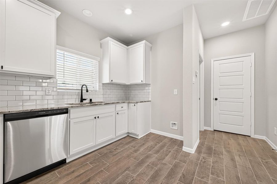 Furnished interior view inside a new home in La Segarra, Brookshire (Image 5). Furnished interior view inside a new home in La Segarra, Brookshire (Image 5).