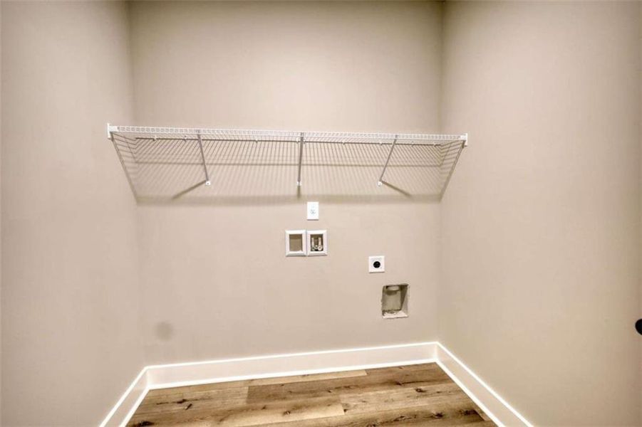 Spacious, unfurnished interior of a new home in , Monticello (Image 49).