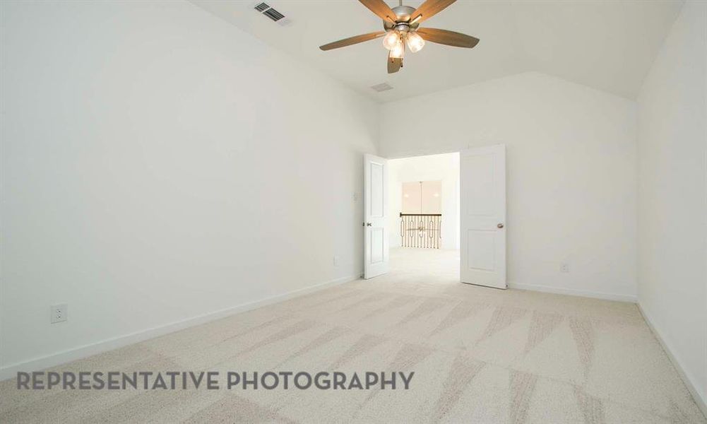 Spacious, unfurnished interior of a new home in Star Trail, Prosper (Image 31).