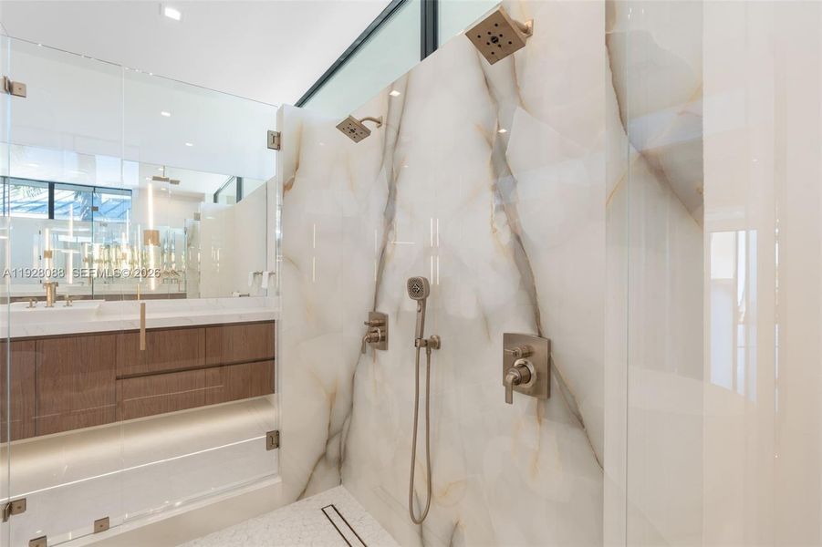 Image 65 of a home in .