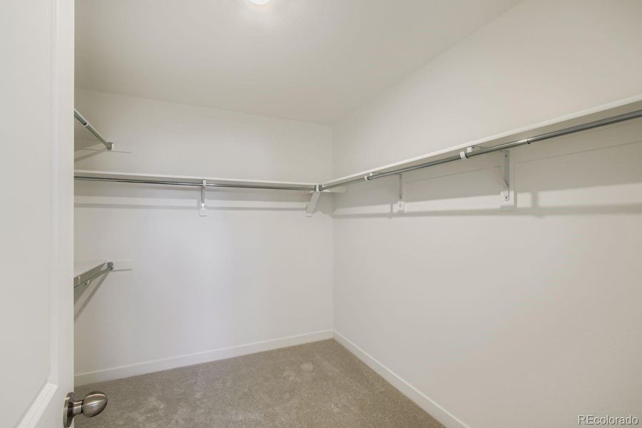 Image 14 of a home in Ken-Caryl Ranch.